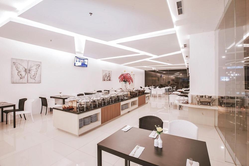 The Azana Hotel Airport Semarang Eksteriør bilde